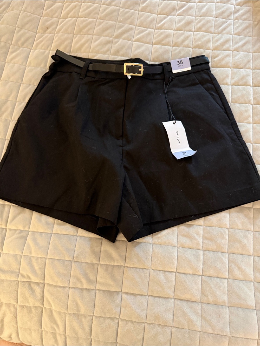 Black Tailored Women's Bermuda Shorts with Slim Belt